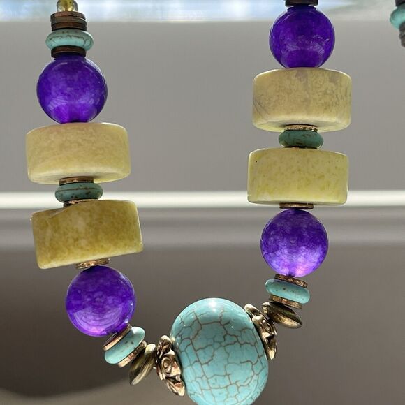 Carol Kent Semi-precious and glass beaded necklace - Picture 6 of 8